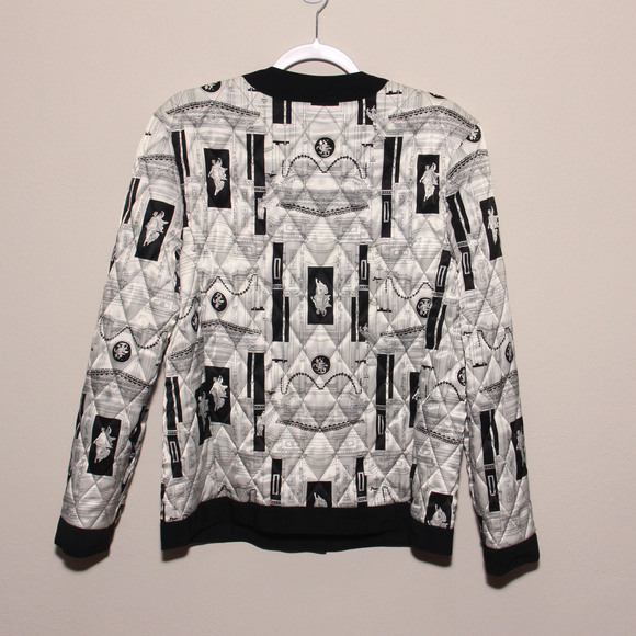 Vintage Howard Wolf Satin Quilted Jacket Size 8 Grecian print - Picture 6 of 9